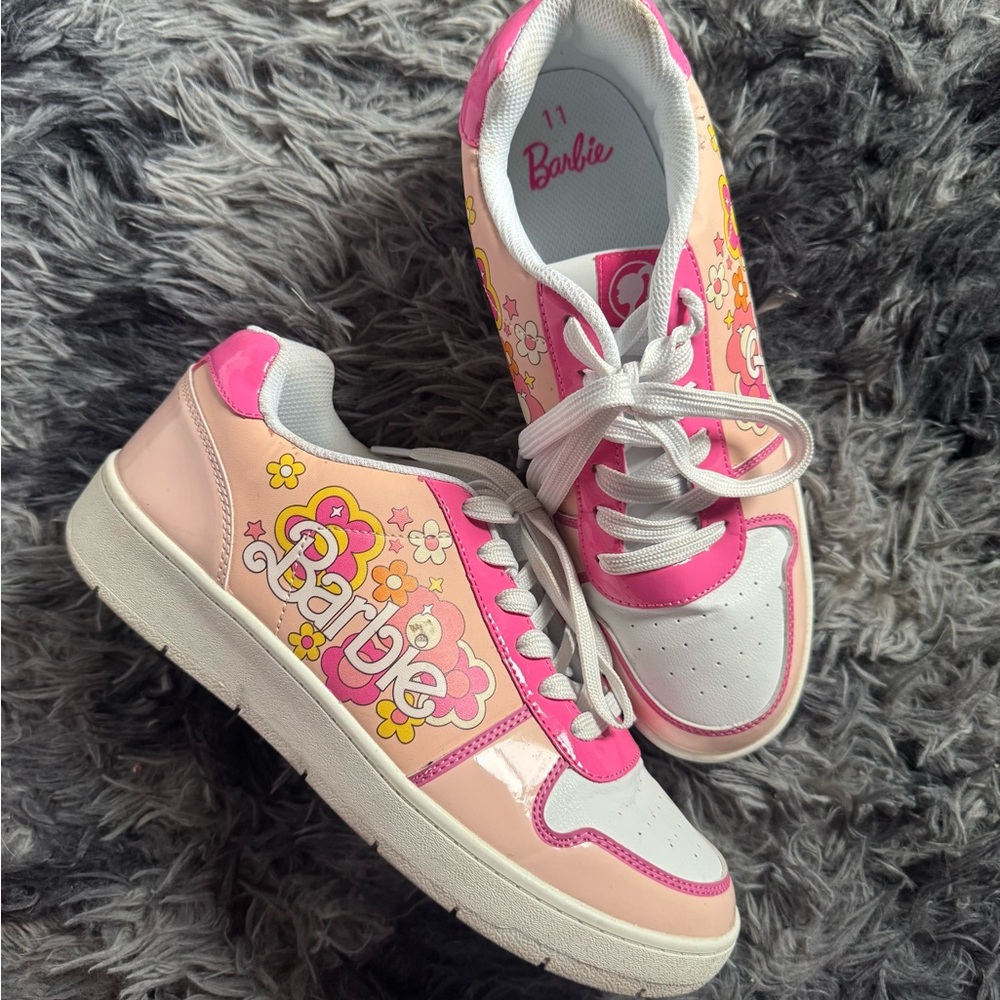 Barbie Pink & White Floral Graphic Low-Top Sneakers